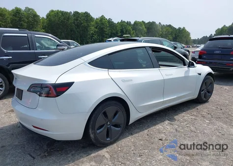 2020 Tesla Model 3 Standard Range Plus Rear-Wheel Drive/Standard Range Rear-Wheel Drive из США, поврежденный, VIN 5YJ3E1EA6LF797236